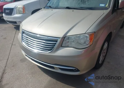2014 Chrysler Town & Country Touring из США, поврежденный, VIN 2C4RC1BG0ER207659